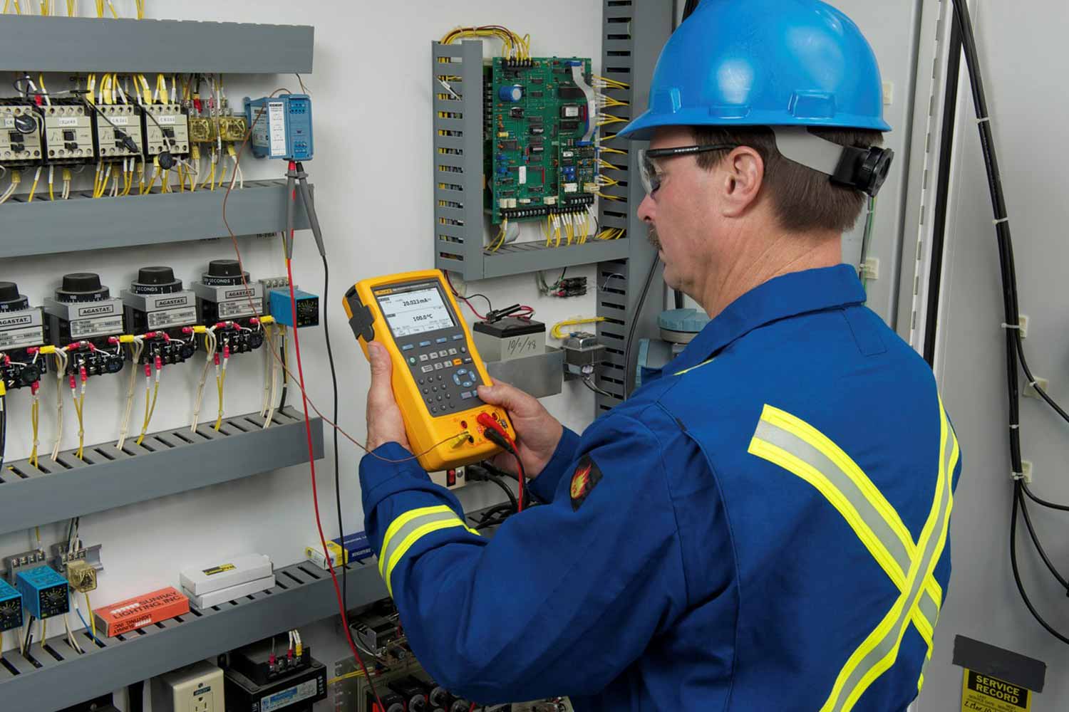 Fluke 754 Çok Fonksiyonlu Belgeleme Kalibratörü Fluke 754 Çok Fonksiyonlu Belgeleme Kalibratörü