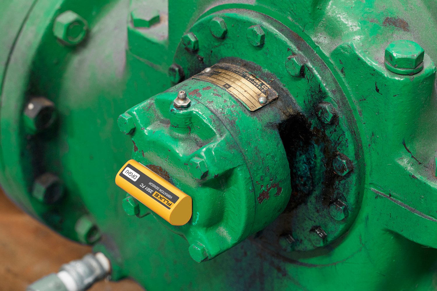 A clickable image of a vibration sensor installed on an asset. Leads to the vibration monitoring page
