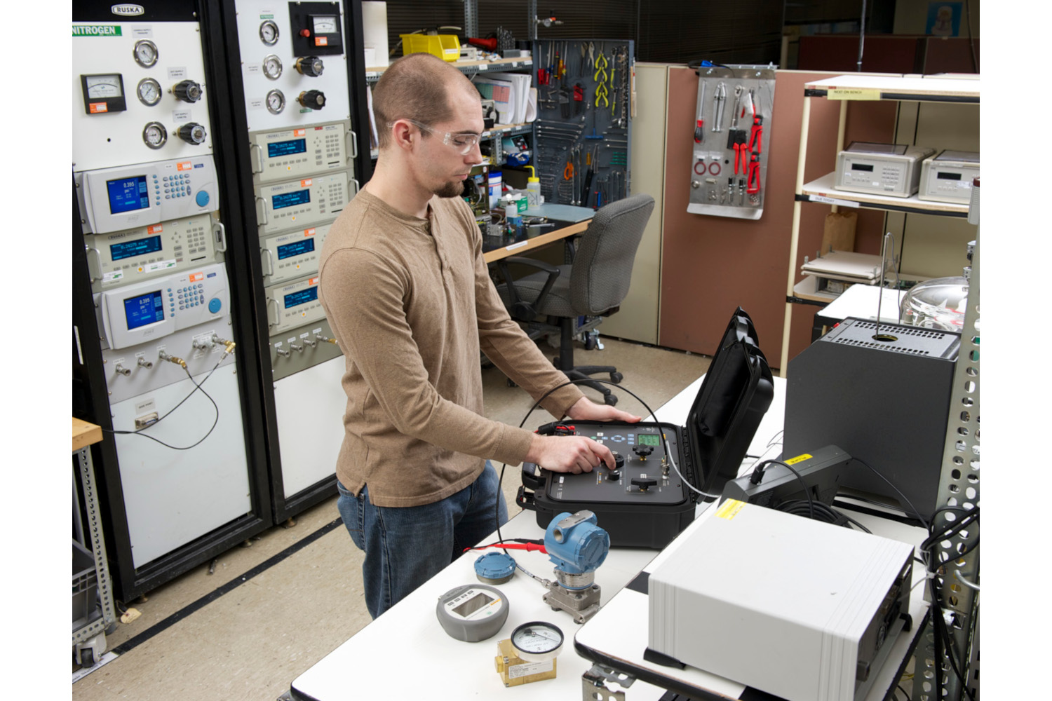 Fluke 3130G2M Portable Pressure Calibrator Fluke