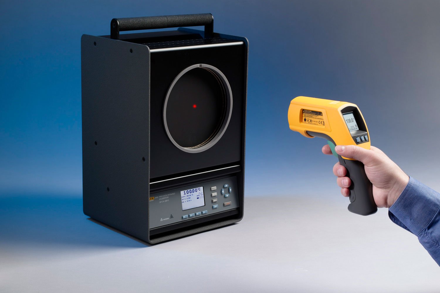Fluke Calibration 4181 Precision Infrared Calibrators are calibrated radiometrically for meaningful, consistent results.
