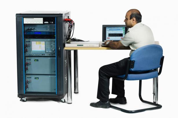 6135A/PMUCAL Phasor Measurement Unit Calibration System 6135A/PMUCAL Phasor Measurement Unit Calibration System