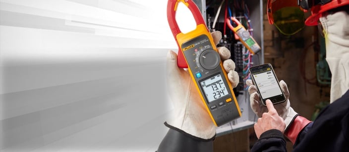 Measure voltage and current with your clamp jaw