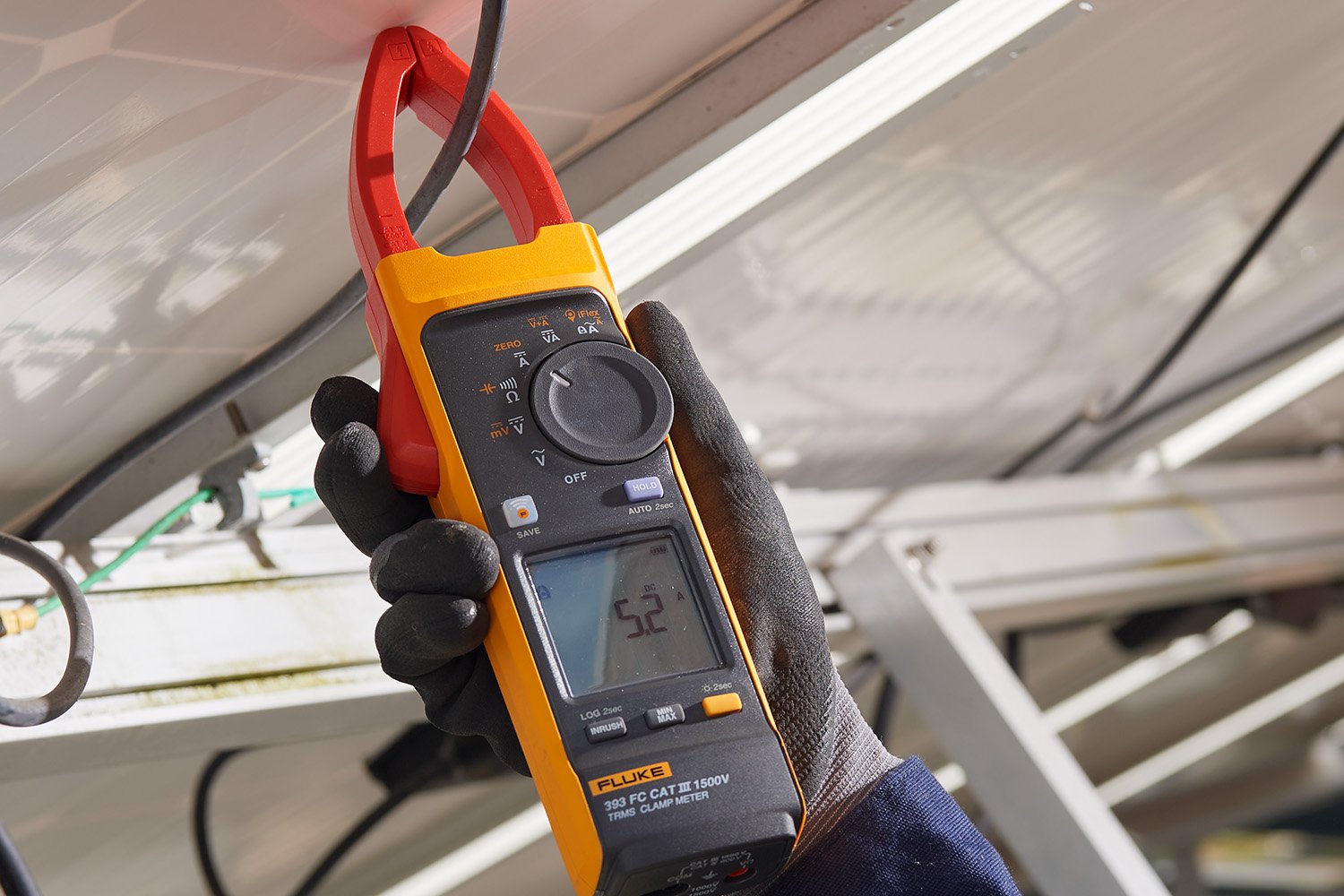Measuring current on a PV panel with Fluke 393