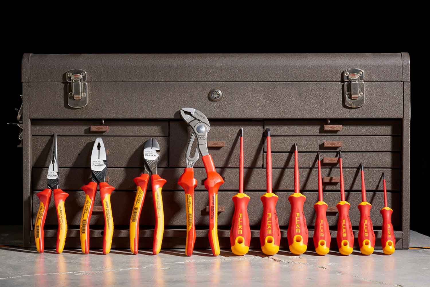 Car repair tools set is very important for any worker.