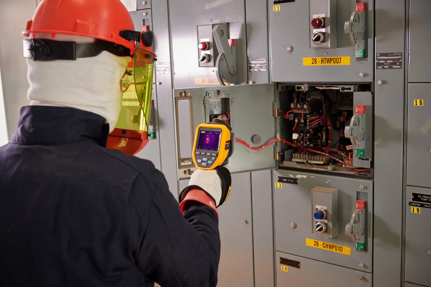 Best Thermal Imaging Cameras for Electrical Inspections | Fluke