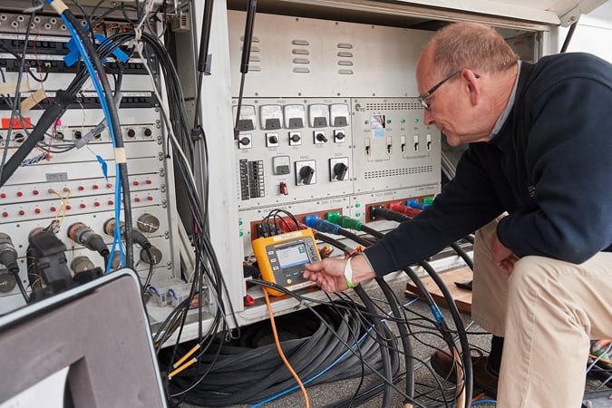 UPS Manager Rick Fadeley hooks up a 3540 FC to monitor the power source going into their trailer’s HVAC system.