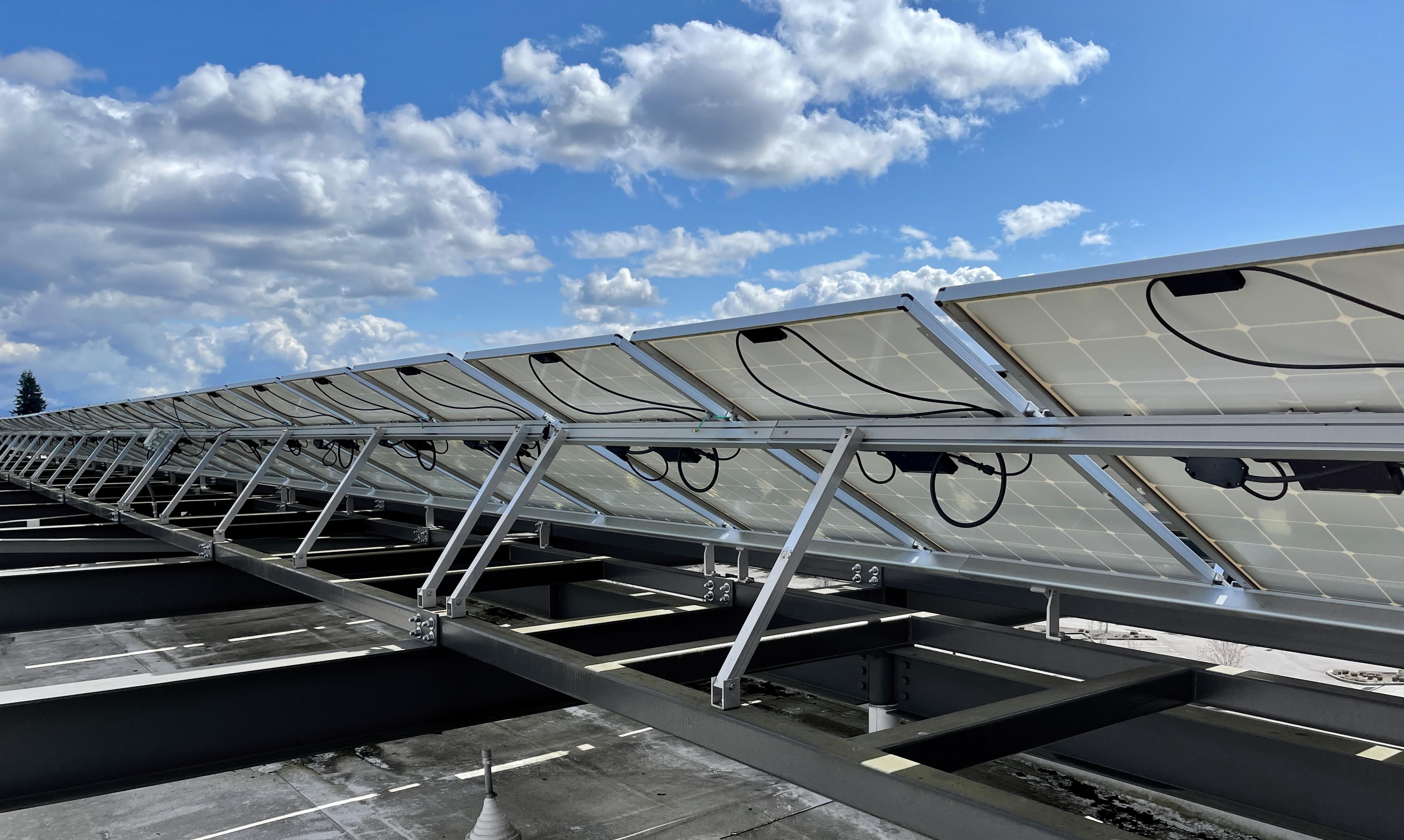 A rooftop photovoltaic system like this is common in commercial use.