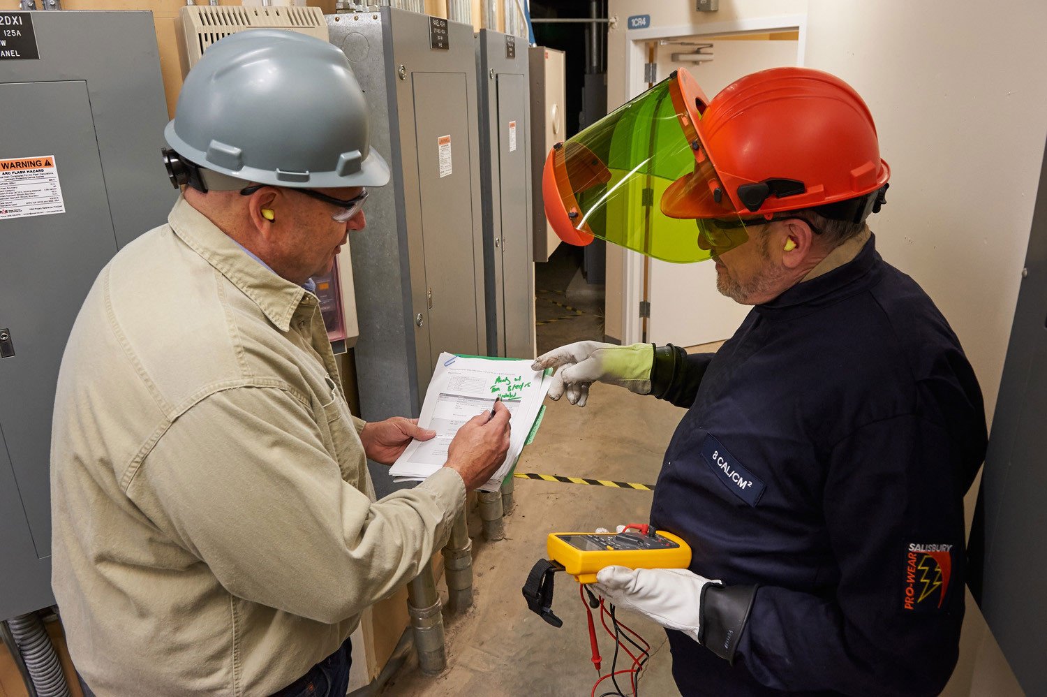 Electrical PPE Personal Protection Equipment Checklist | Fluke