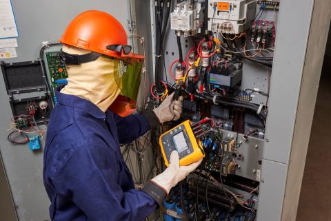Using a Fluke 1738 Advanced Power Energy Logger to perform an energy study on a mechanical system