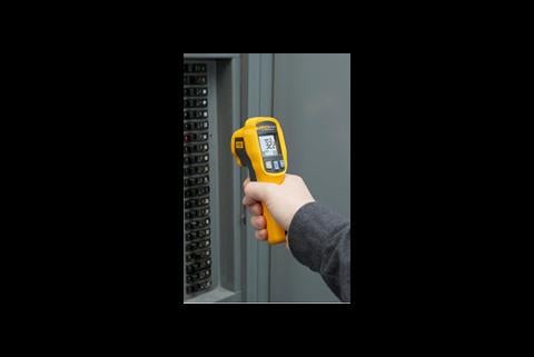 Infrarot-Thermometer: Anwendungen in elektrischen, industriellen und HLK-Bereichen | Fluke