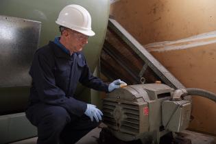 When and how to use and set up vibration monitoring on assets