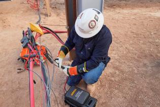 Fluke PVA-1500 Diagnosing Hardware Failures in PV Systems