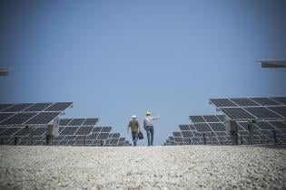 Řešení obnovitelných zdrojů energie se neustále vyvíjejí. Stejně tak i přístroje Fluke.