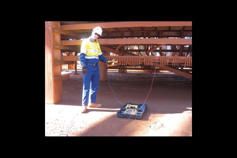 Earth Ground Testing for Mine Sites with Fluke 1625 Fluke