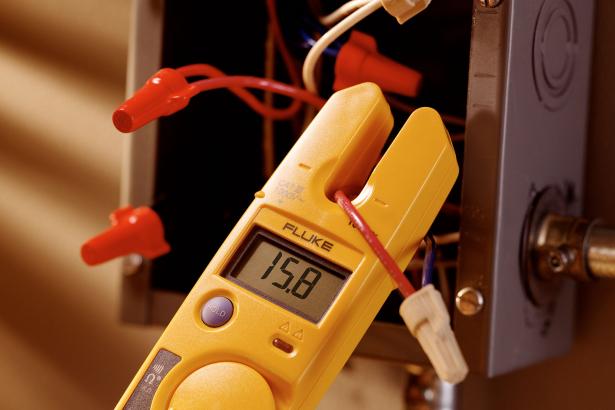 Fluke T5-600 Voltage, Continuity and Current Tester with OpenJaw